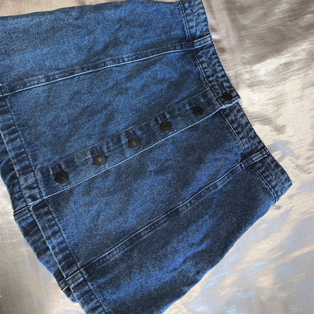 Forever 21 Bundle! 2 button up skirts, shorts - Picture 2 of 3